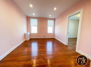 25-73 45th St #3A, Astoria, NY 11103