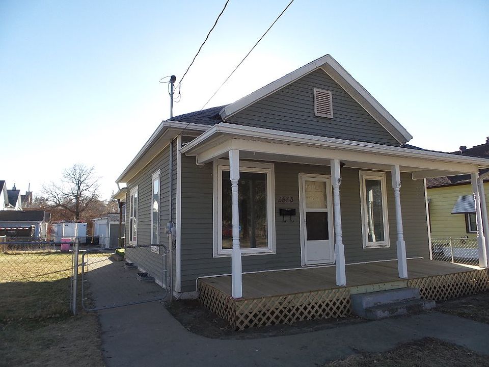 1st image of 2828 1st St