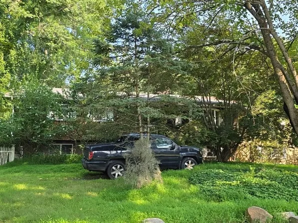140 Mohawk Ave, Norwood, NJ 07648
