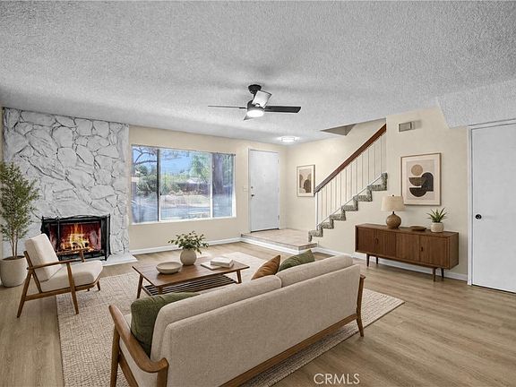 5th image of 122 N Tamarisk St