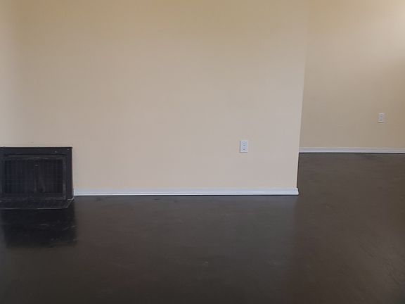 3rd image of 6406 W 86th Pl