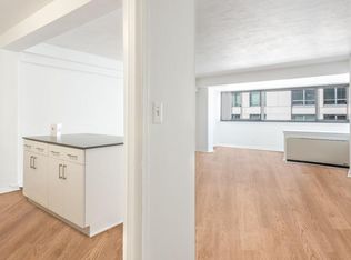 10 Blossom St #5, Boston, MA 02114