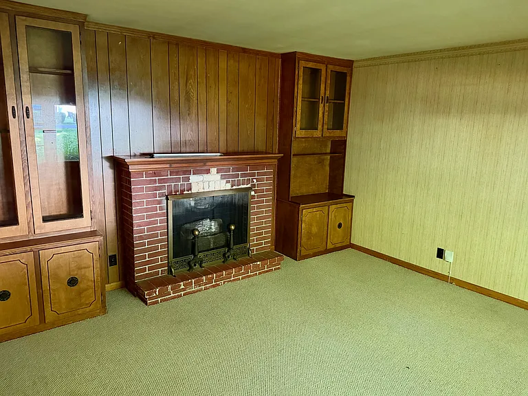 422 Eddy Ln — Photo 9