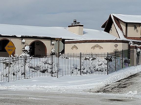 2nd image of 1644 Gold Rush Ave