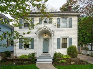 11 Elmwood Park W, Tonawanda, NY 14150