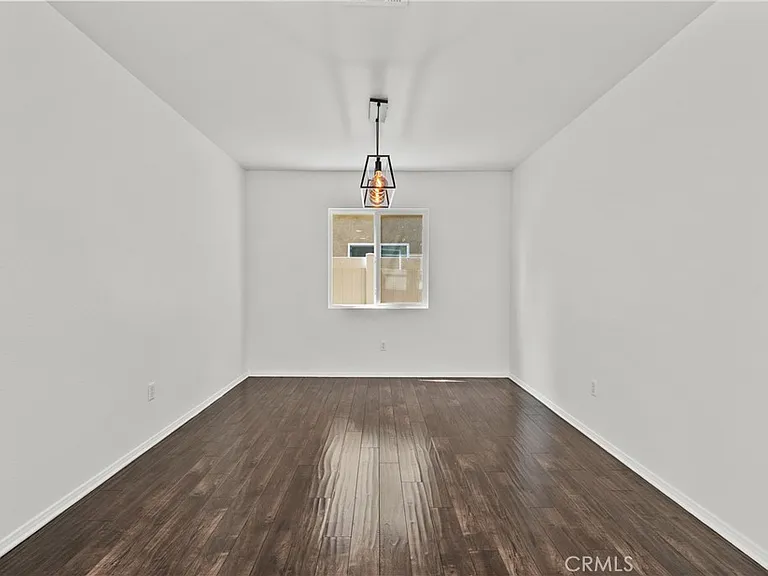9427 Lemona Ave #20 — Photo 4