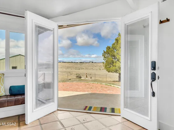 419 Elgin Rd, Elgin, AZ 85611