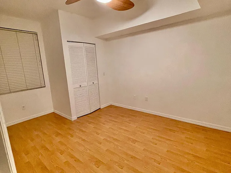 745 SW 148th Ave #815 — Photo 7