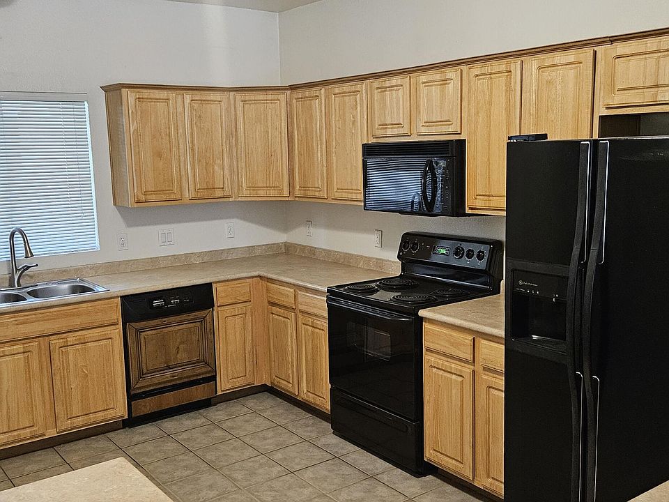 1st image of 920 E DEVONSHIRE Avenue #4017