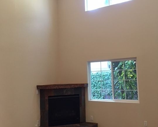 3rd image of 6129 Melvil St