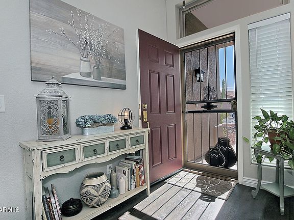 4th image of 1072 E WINGED FOOT Drive