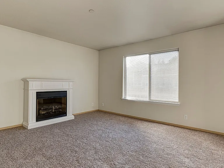 1670 SW Mulberry Pl #B303 — Photo 4