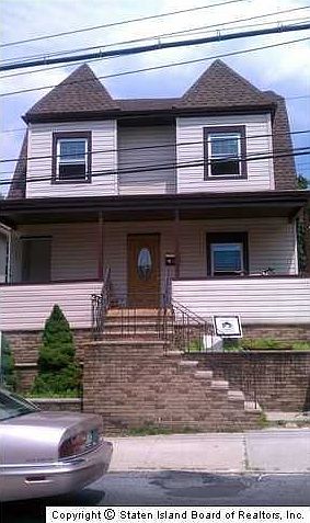 1st image of 21 Bradley Ave