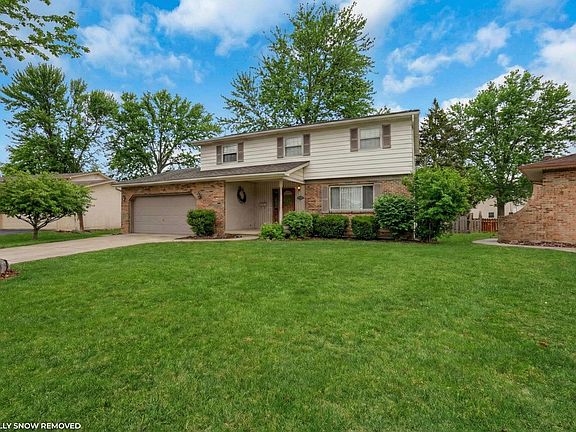 2nd image of 1852 Balsamridge Rd