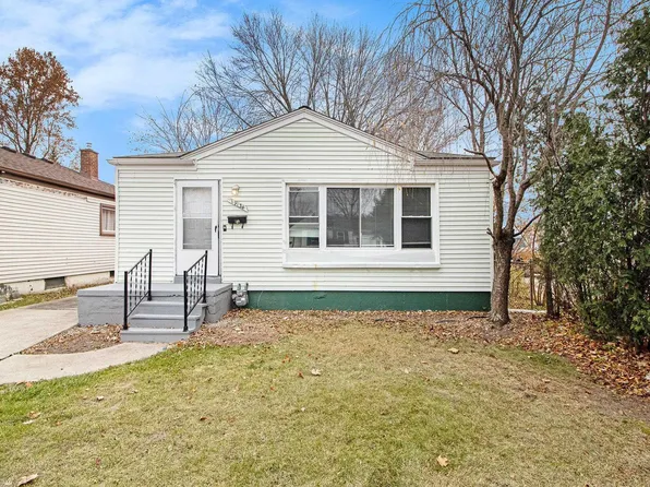 19134 Macarthur St, Redford, MI 48240