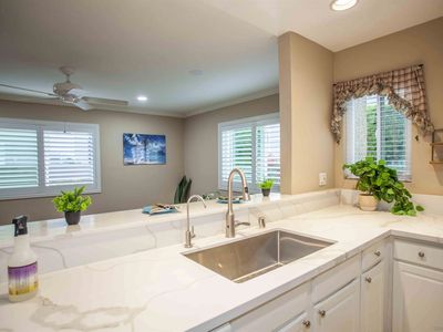 7425 Charmant Dr Unit 2903, San Diego, CA, 92122