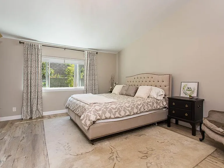 460 Phlox Ct — Photo 10