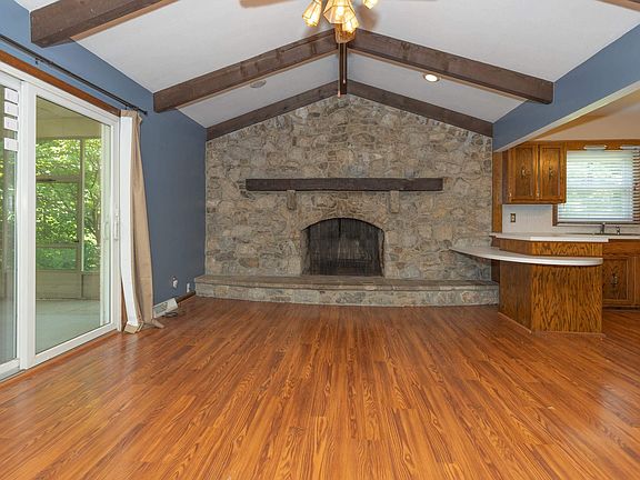 2nd image of 4525 N Ford Rd