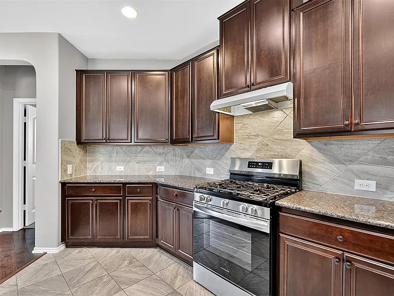 1049 Clove Hitch Rd — Photo 10