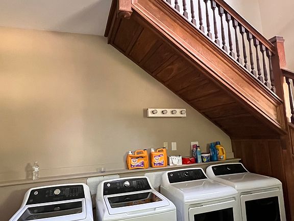 3rd image of 319 Deaderick Ave APT 201