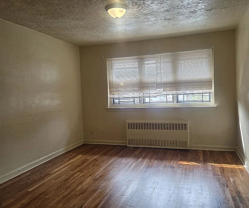 2nd image of 4042 Harper Ave Floor 2