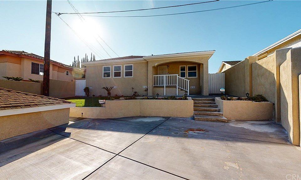 1st image of 14395 Busby Dr
