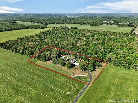 4th image of 16495 Pecan Dr
