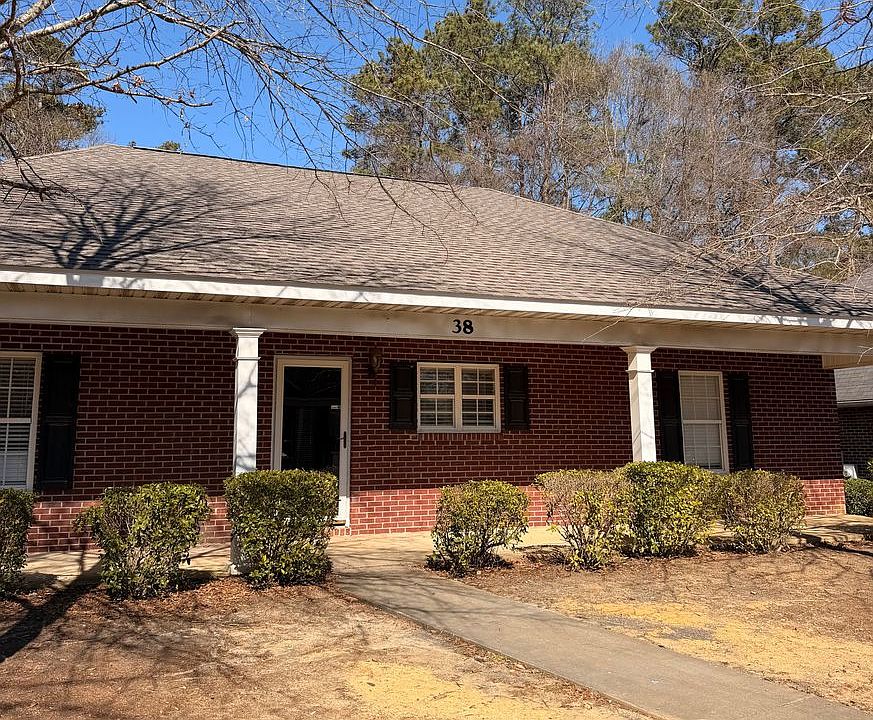 1st image of 802 W Longleaf Dr Unit 38