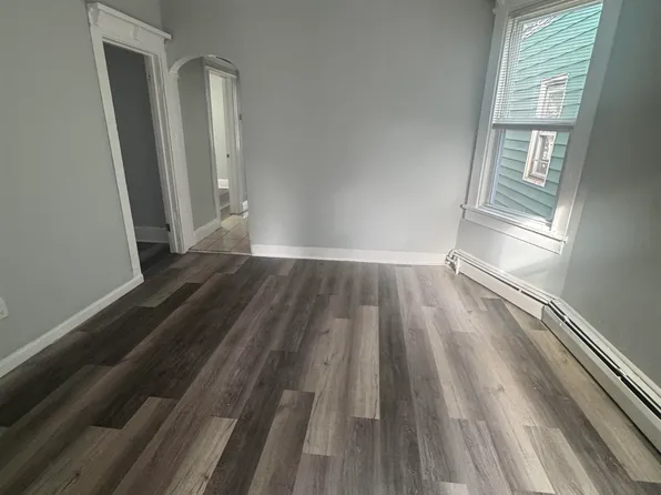 40 Wegman Parkway image 6 of 8