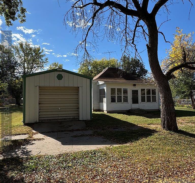 1st image of 550 Pawnee Ave