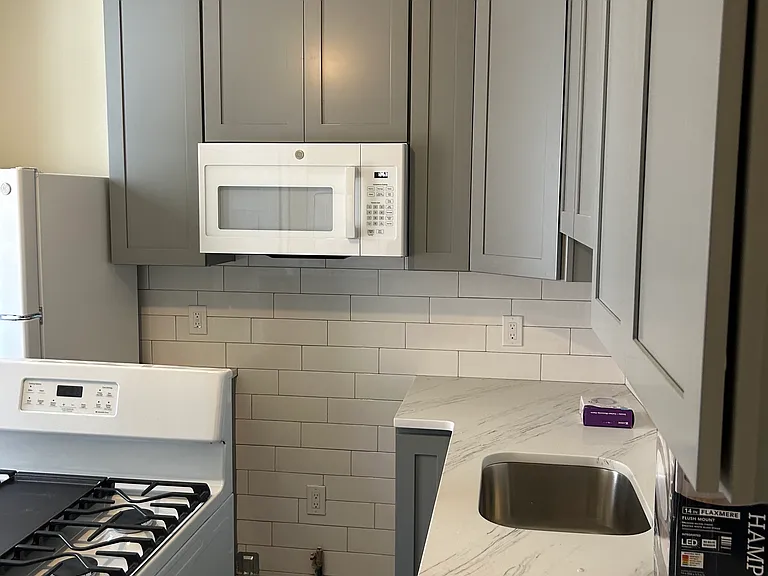 1230 Wagner Ave #2 — Photo 15