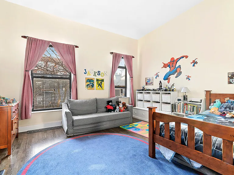 318 W 137th St #2 — Photo 7