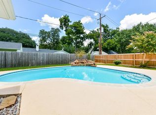 1203 Frances Dr, Rosenberg, TX 77471