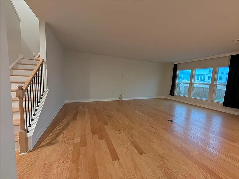 406 Riverclub Rd — Photo 24