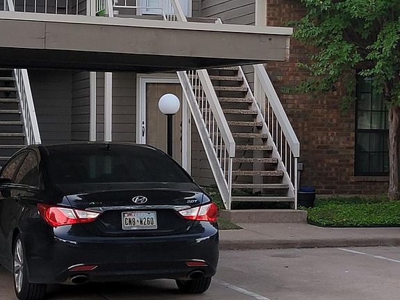 2nd image of 1207 Quail Valley Ln Unit 236
