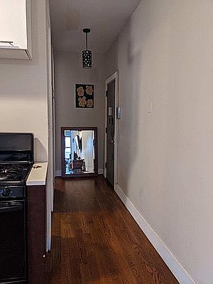 5th image of 621 Metropolitan Ave #6