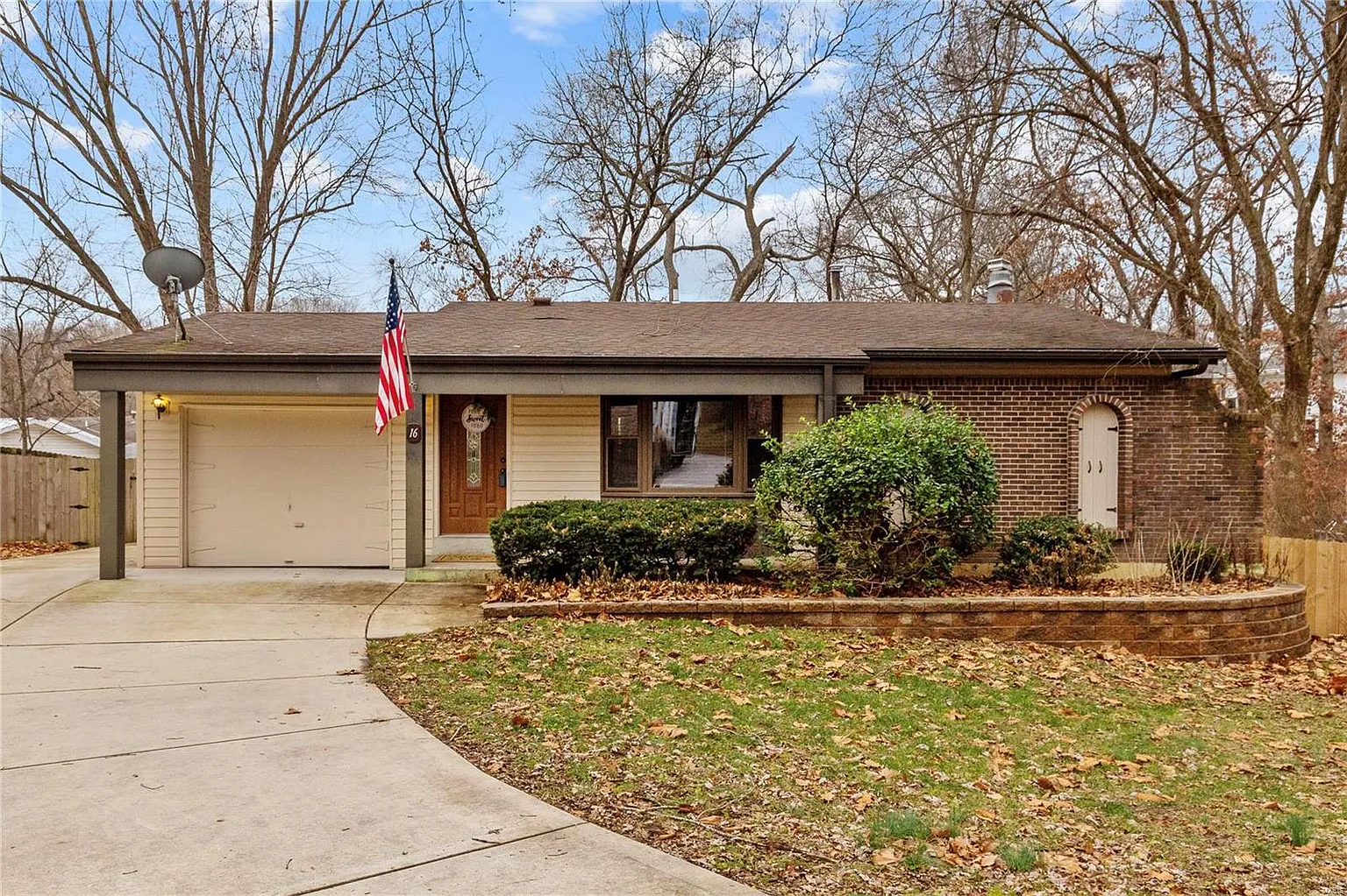 16 Walker Ln photo 1