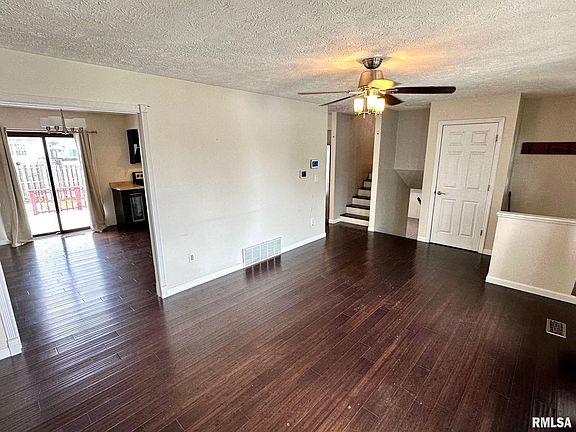 5th image of 28 Jacobs Ln