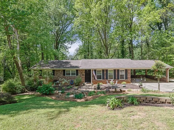 3139 Mary Dr, Marietta, GA 30066