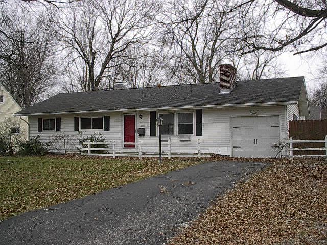 1st image of 410 Steele Ave