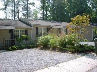 1824 Lower Ridgewood Blvd, Hendersonville, NC 28791