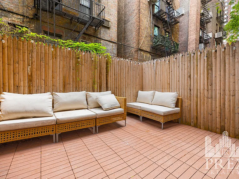 161 E 89th St #1C — Photo 5
