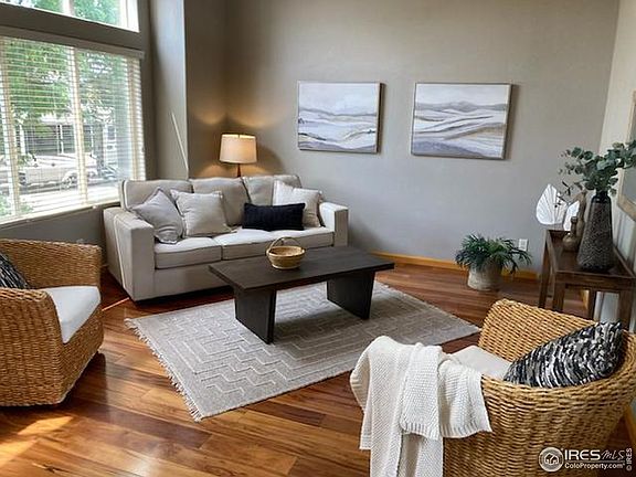 4th image of 8368 Castaway Dr