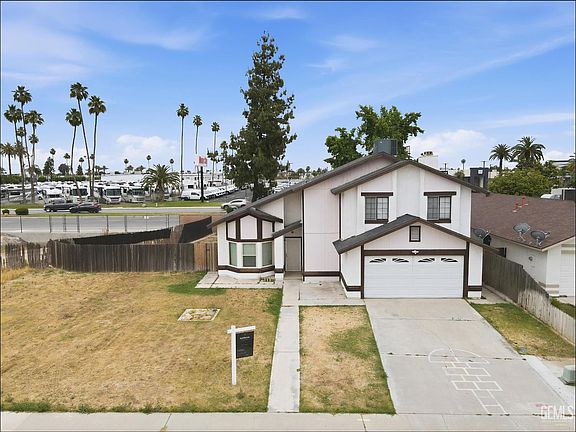 3rd image of 5808 El Camino Ave