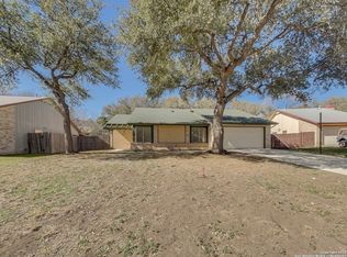 8011 Snow Trail St, San Antonio, TX 78250