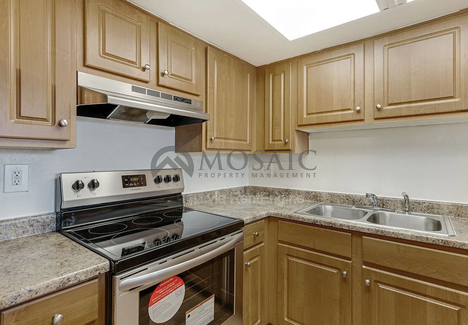 1 bed, 1.0 bath, 672 sqft, $790 — Photo 1