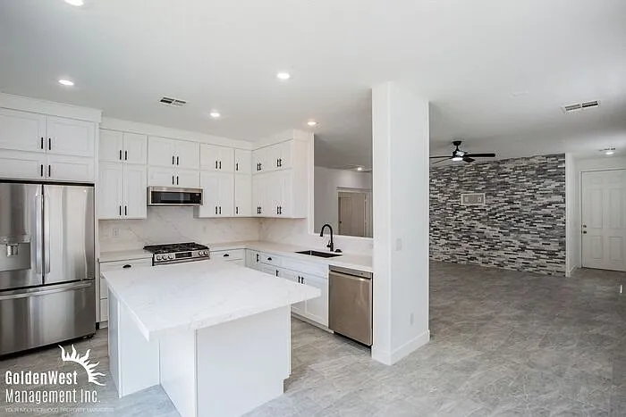 11235 Tribiani Ave — Photo 3