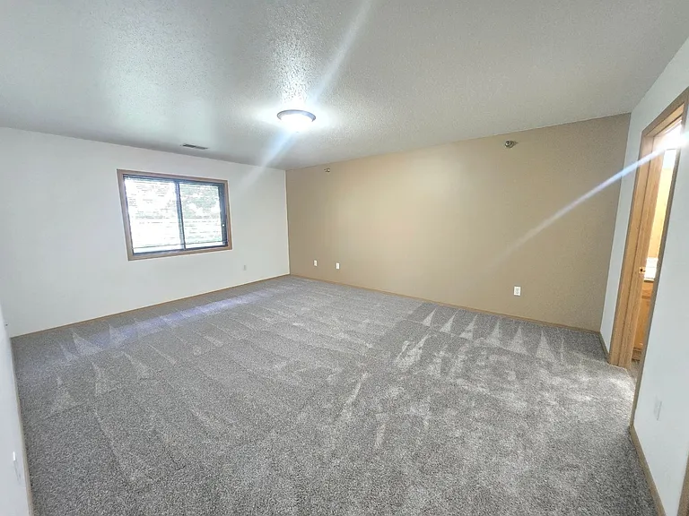 Prairie Gardens Apartments — Photo 43