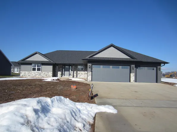 1454 Chickory Ct, De Pere, WI 54115
