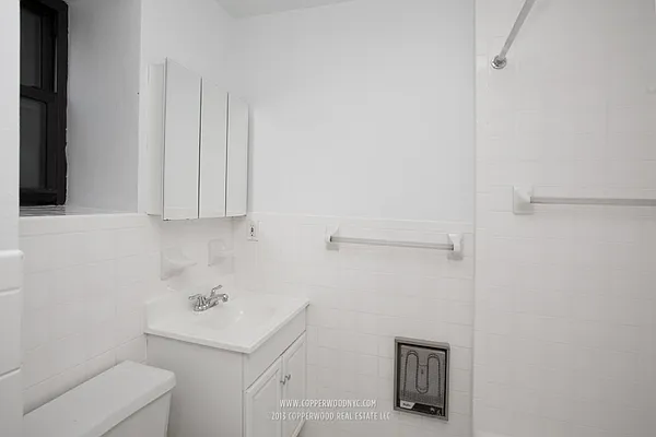Rented by Copperwood Real Estate | media 23